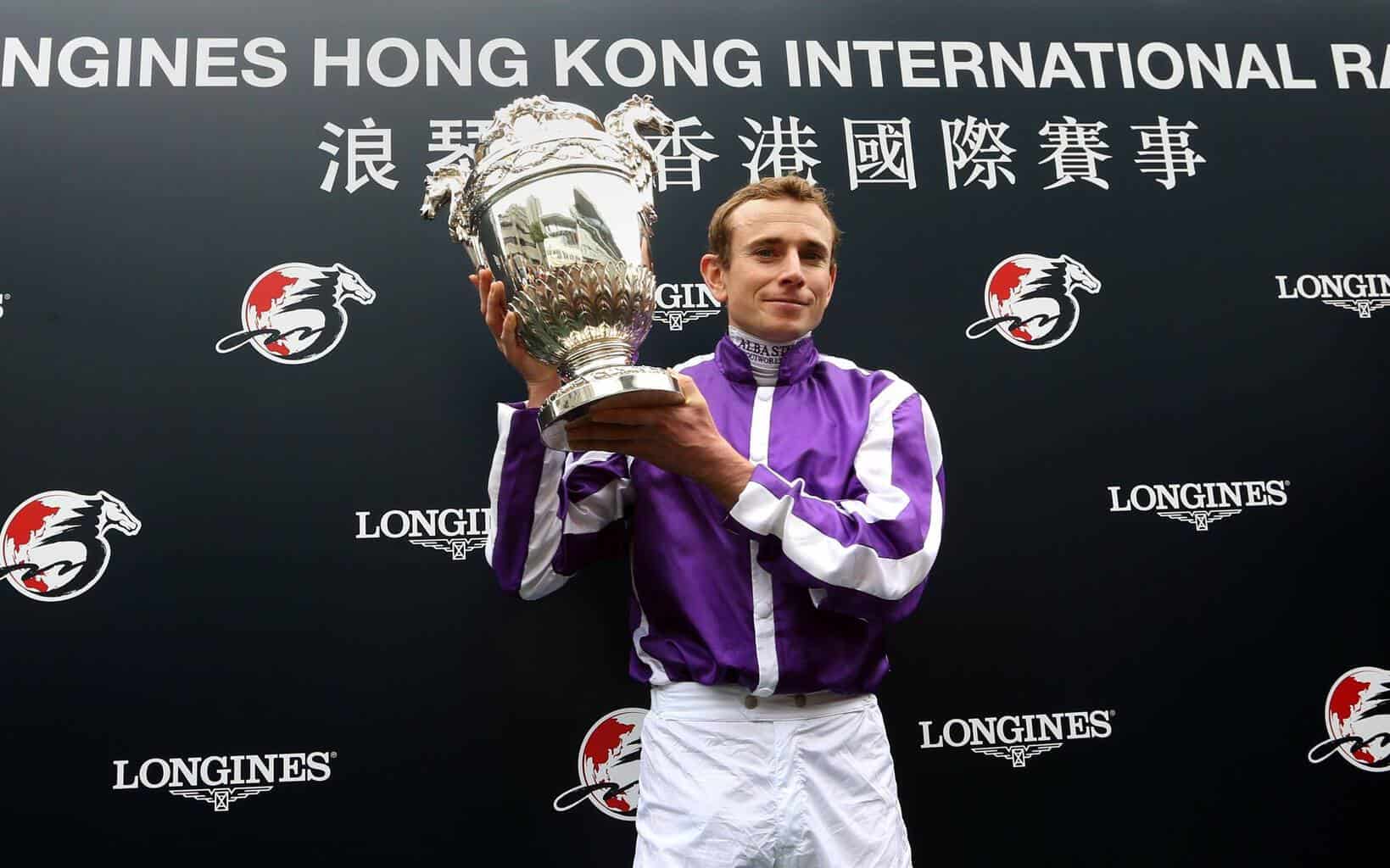 Ryan Moore efter sejren i Hong Kong Vase (Gr.1). Foto: Hong Kong Jockey Club.