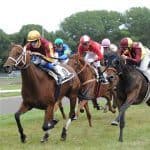 Fillip Stark/Nicolaj Stott på vej mod sejren i Marselisborg Handicap. Foto: Ole Hindby.