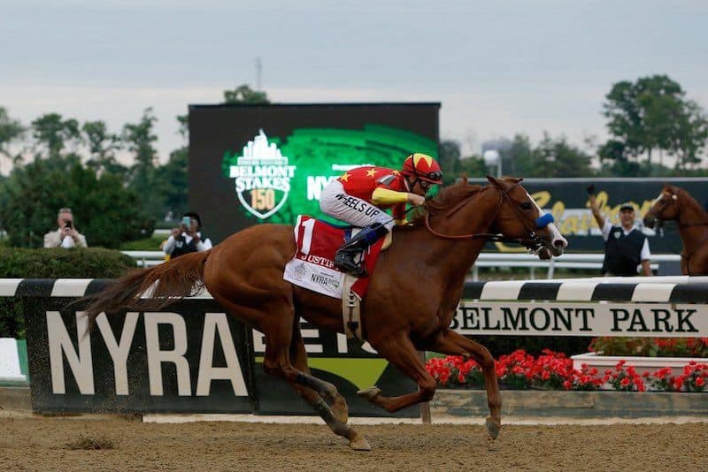 Justify og Mike Smith vinder Belmont Stakes (Gr.1) og The Triple Crown. Foto: NYRA.com