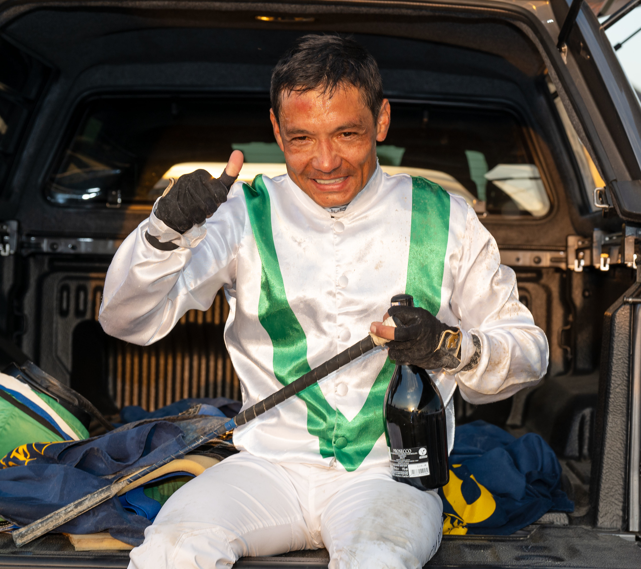 Carlos Lopez efter segern med EasywithmerJägersro 260712rFoto: Stefan Olsson / Svensk Galopp