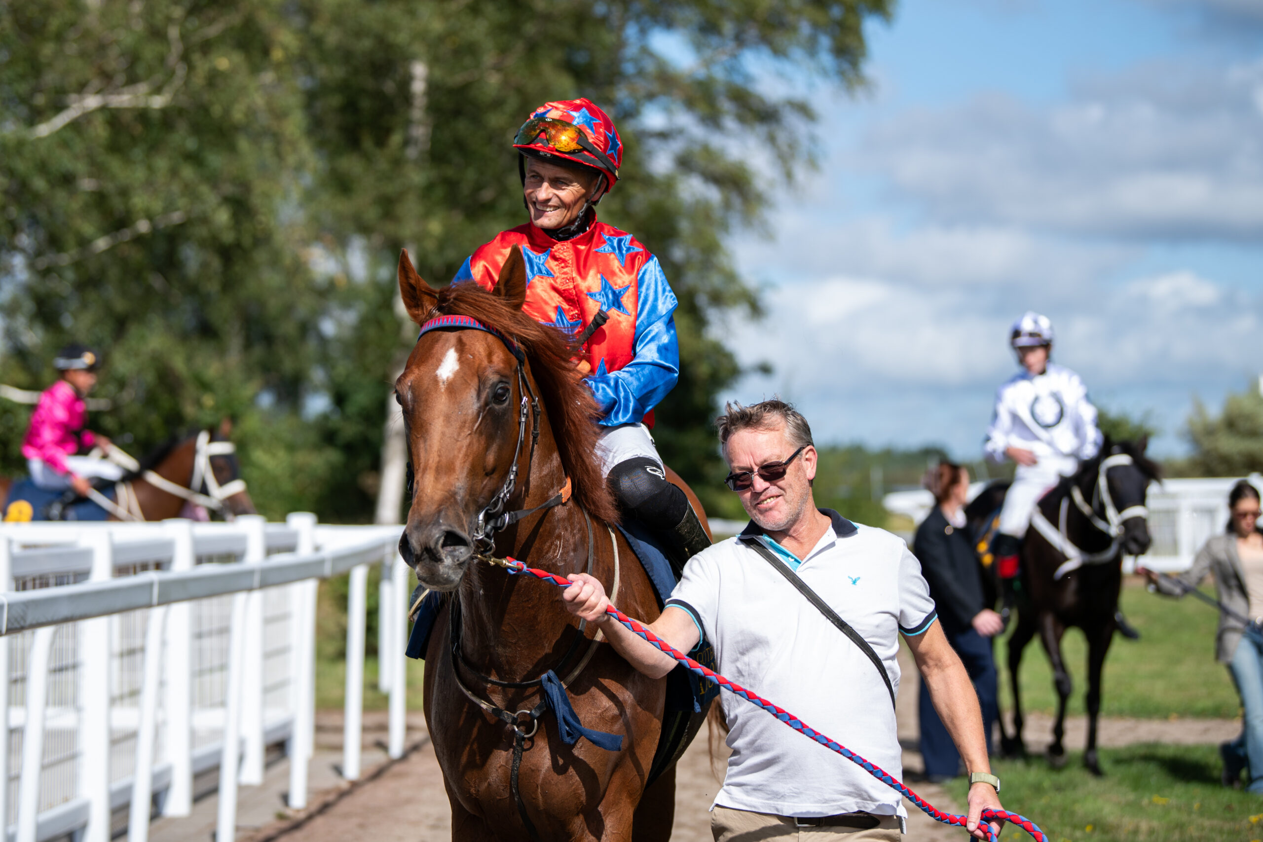 Beeorenottobee, Per-Anders Gråberg og træner Roy Arne Kvisla. Foto: Johanna Friberg / Svensk Galopp.