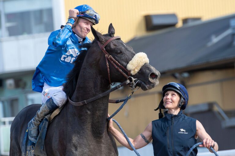 Stroxx Carlras og Nicolaj Stott efter Svenskt Derby